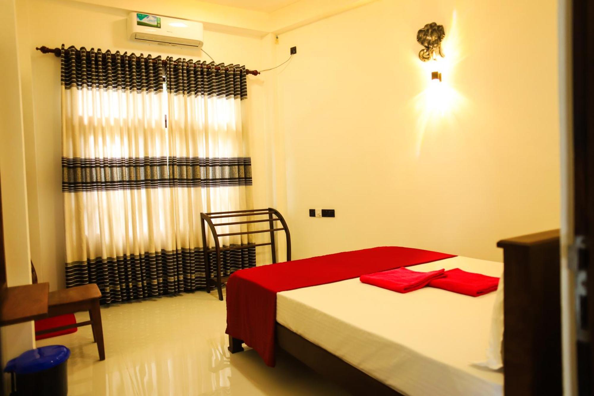 One 8 Mirissa Apartment ภายนอก รูปภาพ